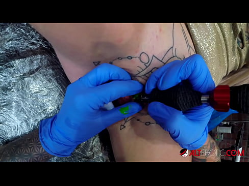 ❤️ Sully Savage oo aad u tattooed ayaa Kintirkeeda ku sawirtay tattoo ❤  annaga %so.chancel.top ️❤